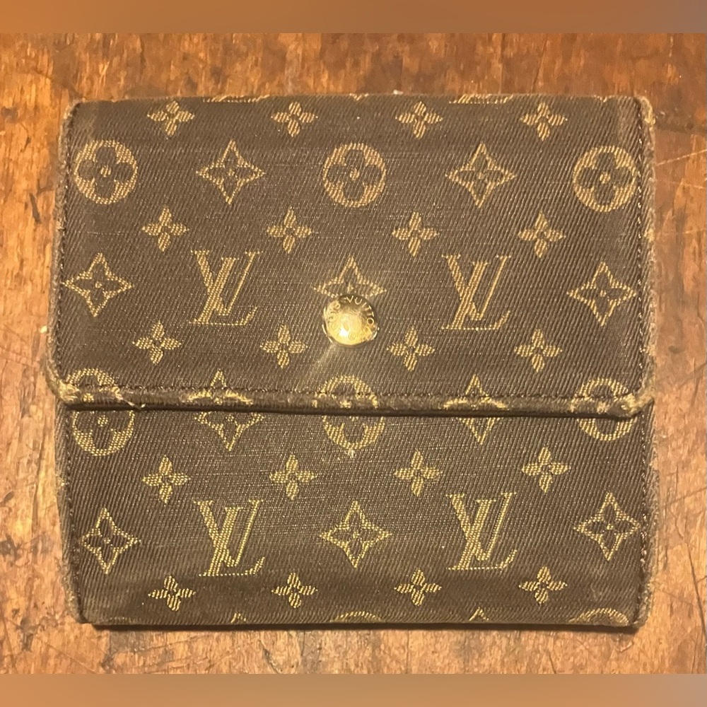 Authentic Louis Vuitton mini Lin denim compact wallet